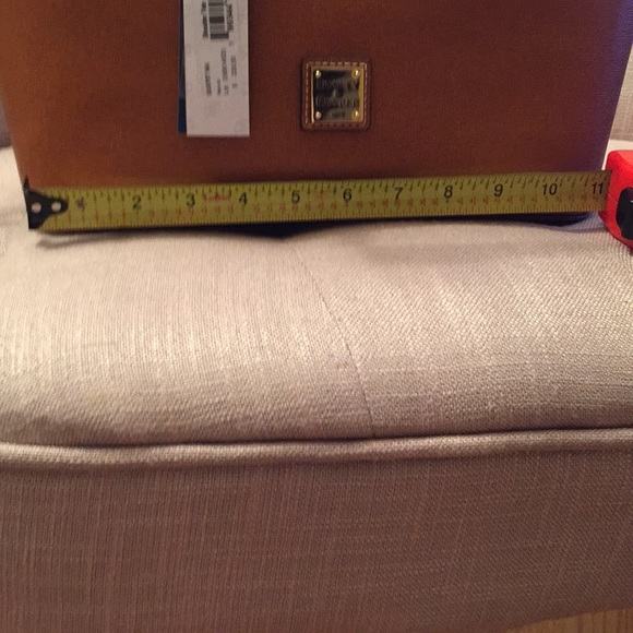 Dooney & Bourke Tote - Picture 7 of 8